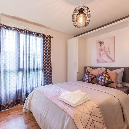 Neuvaroom Montevrain Ngoại thất bức ảnh
